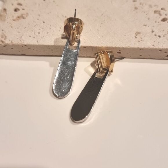 New ZARA Two tone zipper earrings silver and gold - Picture 4 of 9